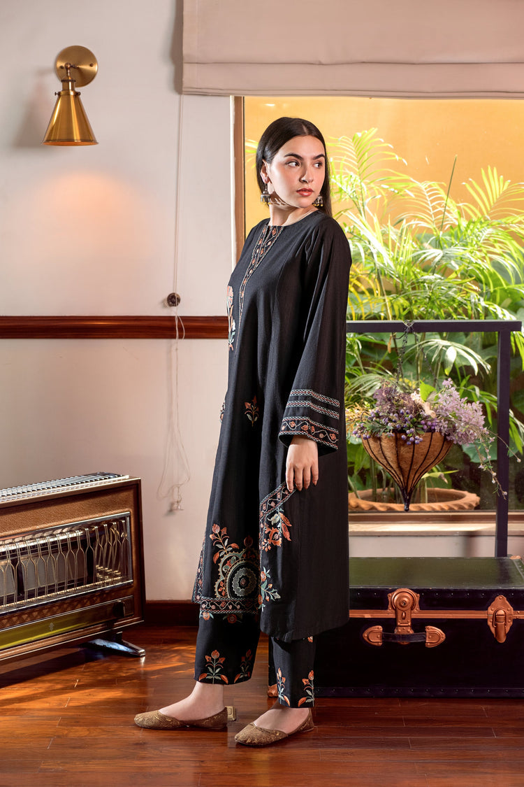 URGE 2PC Embroidered Lawn Set