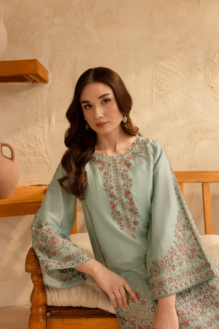 BATIK 2PC Embroidered Lawn Set