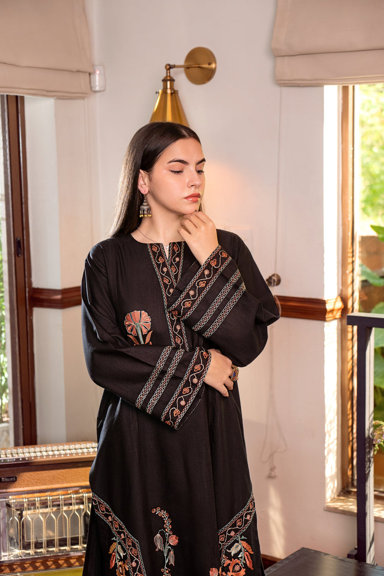 URGE 2PC Embroidered Lawn Set