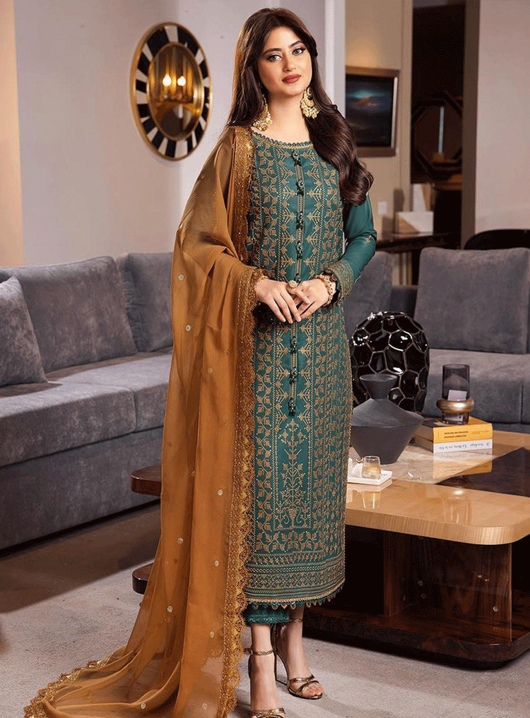 ASIM JOFA 3PC Heavy Embroidered Lawn Set