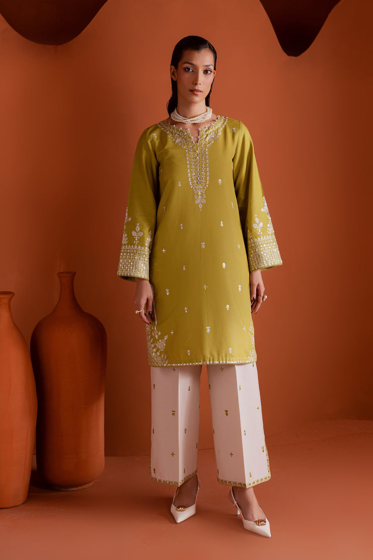 BATIK 2PC Embroidered Lawn Set