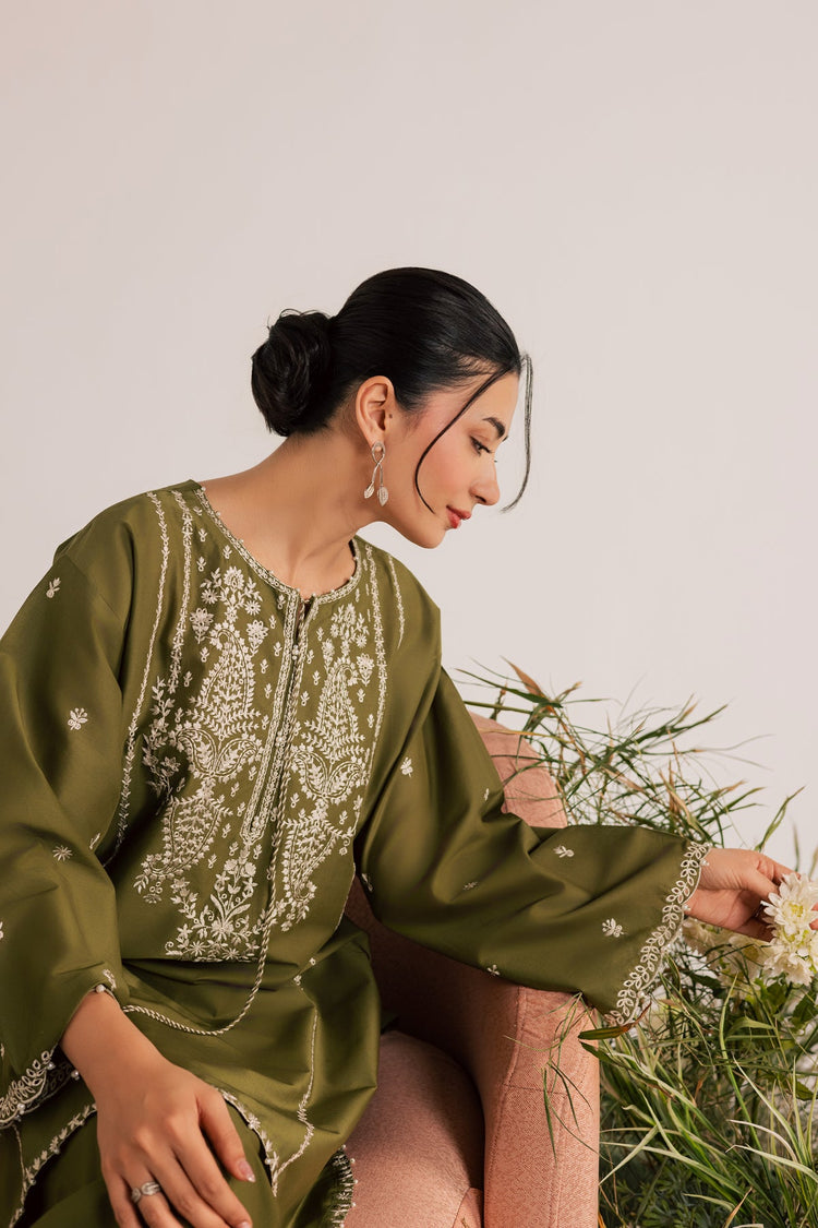 BATIK 2PC Embroidered Lawn Set