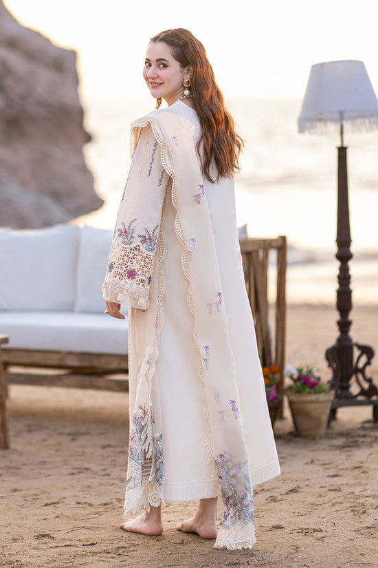 QALAMQAR 3PC Chikankari Embroidered Lawn Set