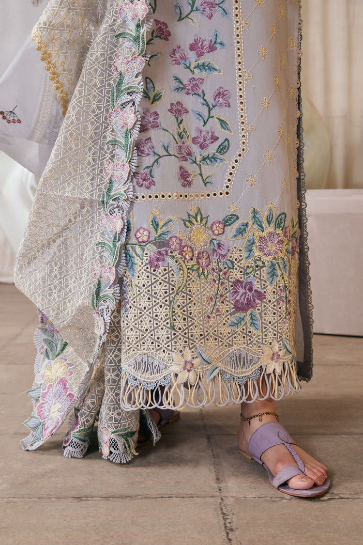 MARYAM HUSSAIN 3PC Lawn Embroidered Suit