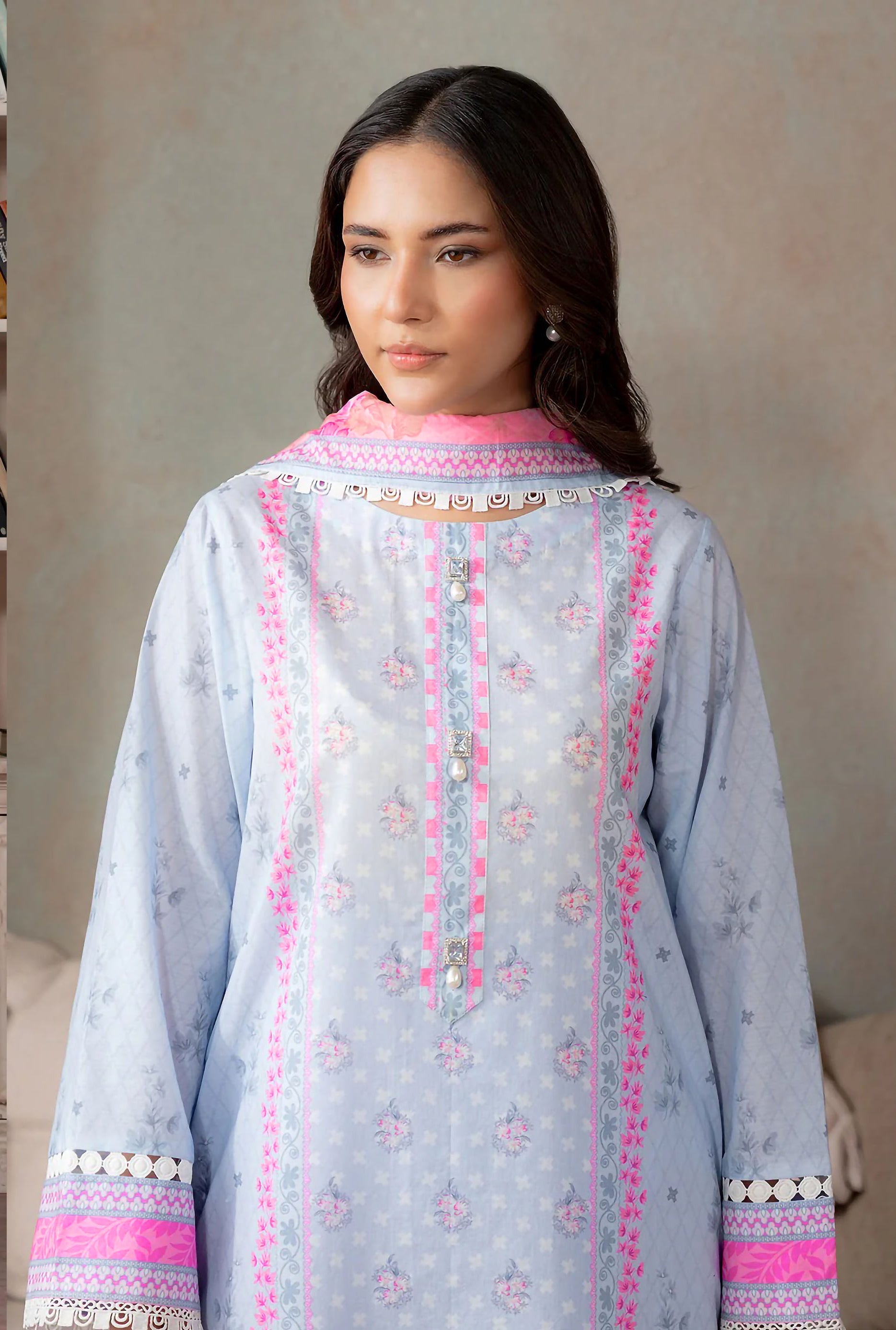 Nishat Printed Lawn 3PC Suit