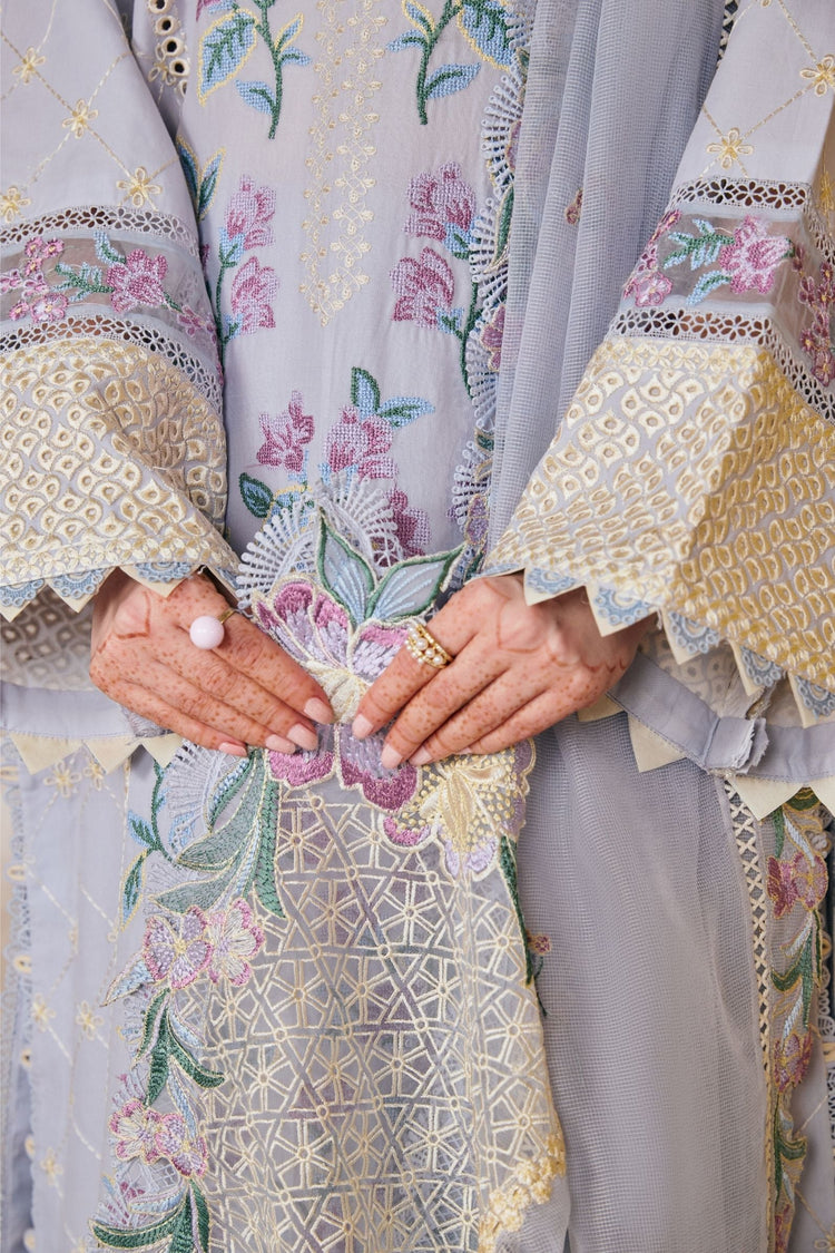 MARYAM HUSSAIN 3PC Lawn Embroidered Suit